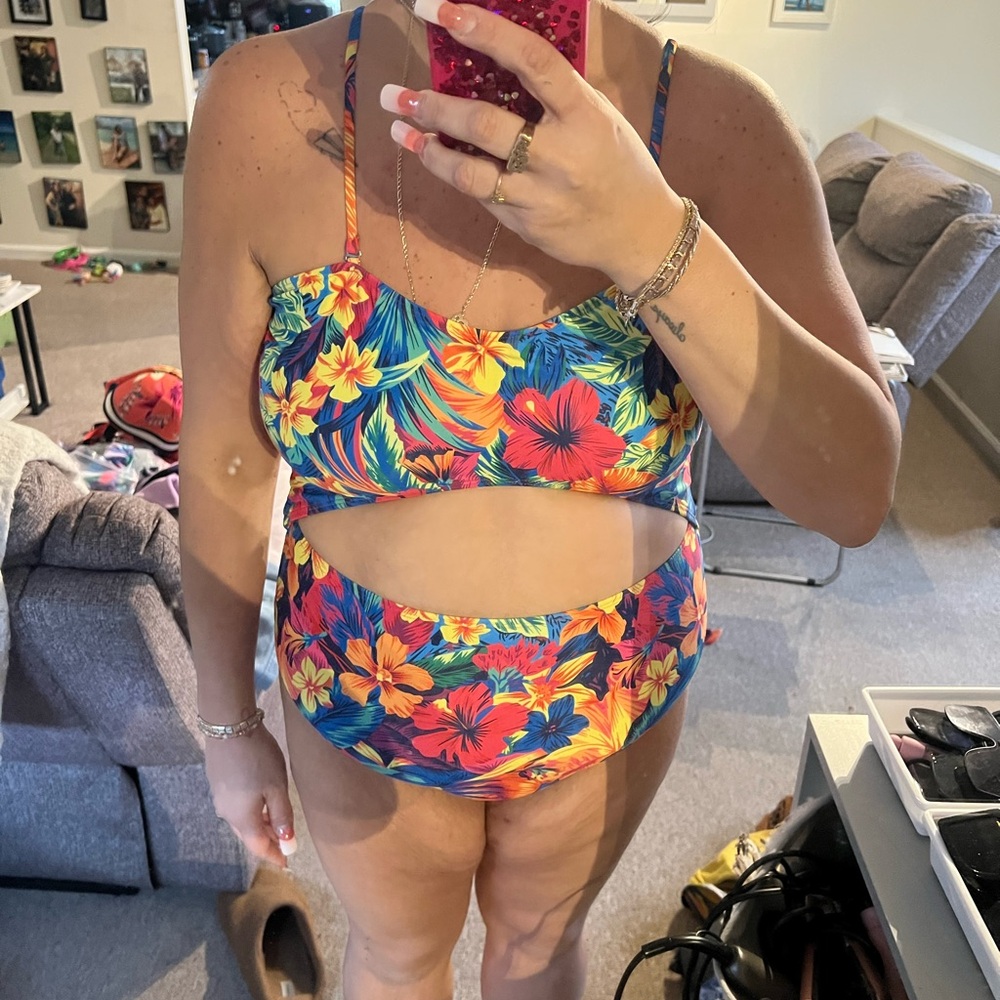 SHEIN Tropical Floral Cutout One Piece